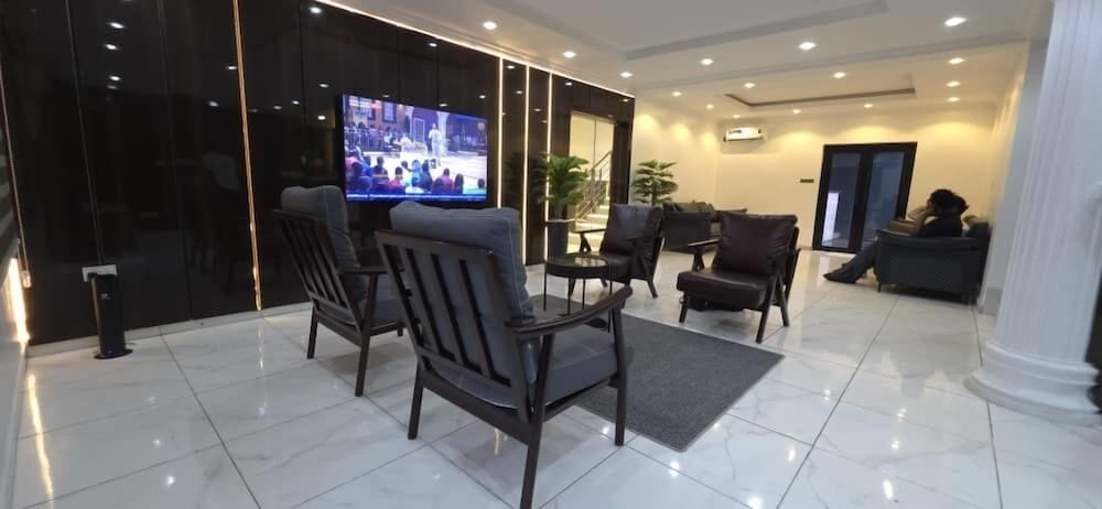 7th Rest Luxury Apartments