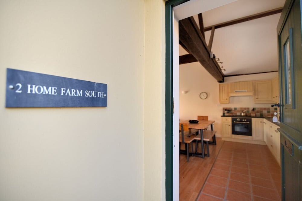 2 Home Farm South
