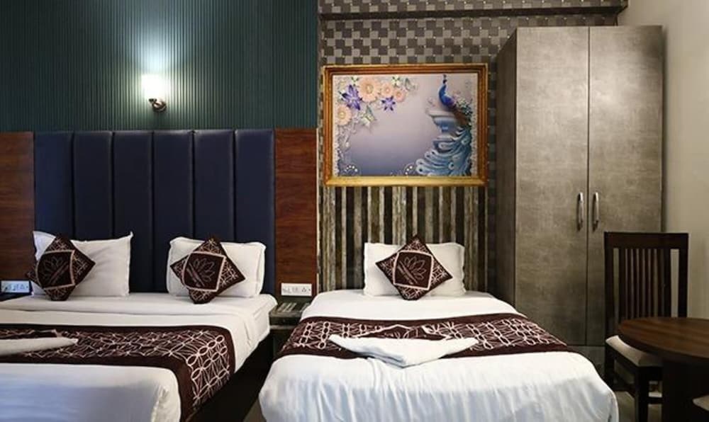 FabHotel Reconnect Suites - Near IGI Airport - New Delhi