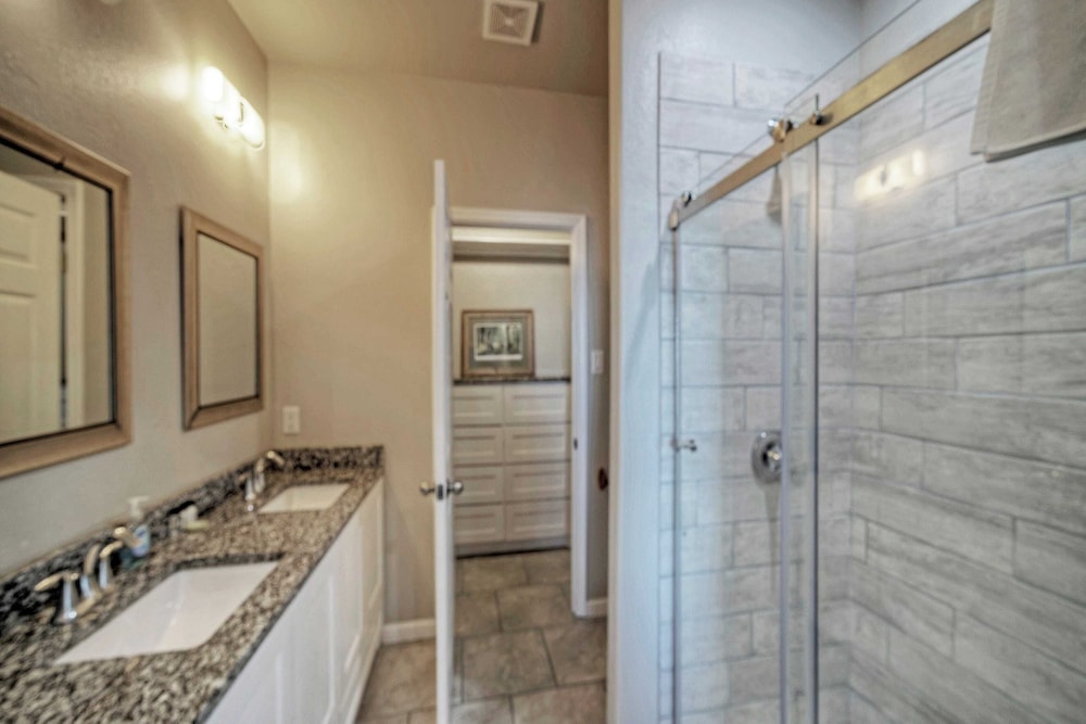 2 Homes, Sleeps 16, Shared Pool+boat Dock Laguna Village Serenity by Avantstay