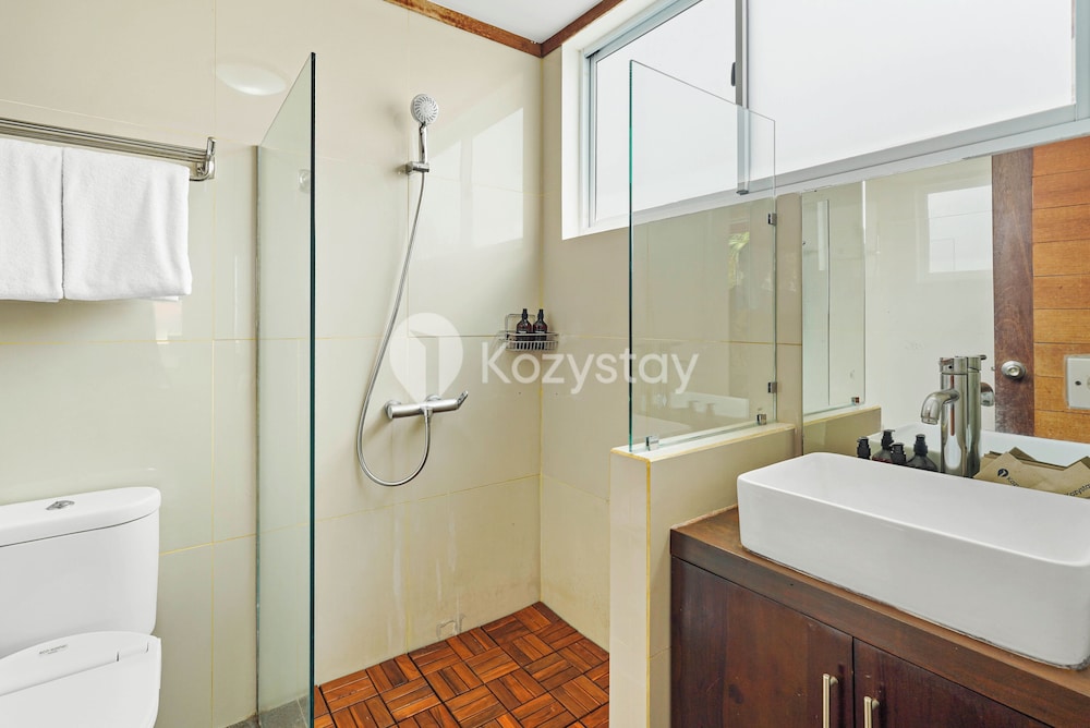 Ombak Villa by Kozystay - Canggu