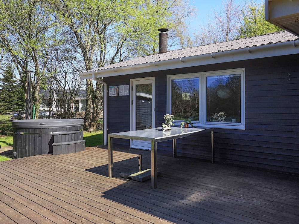 6 Person Holiday Home in Hals