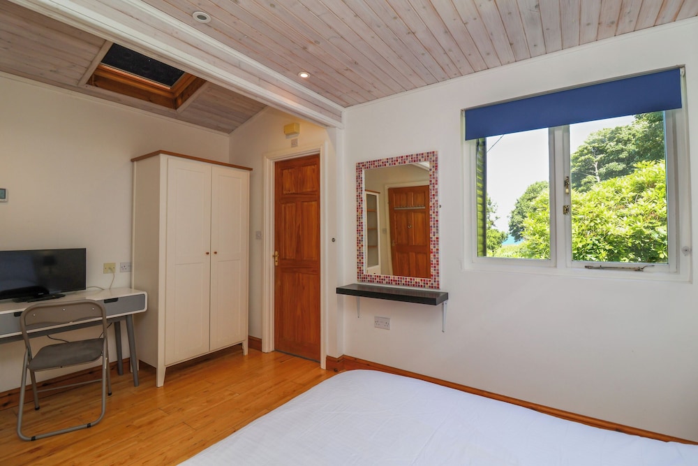 Bay Tree Lodge 35