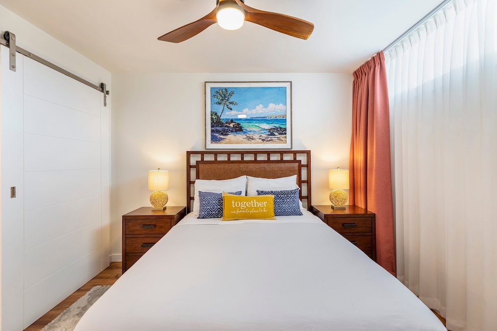 Kuau Plaza Paia Condo with Parking