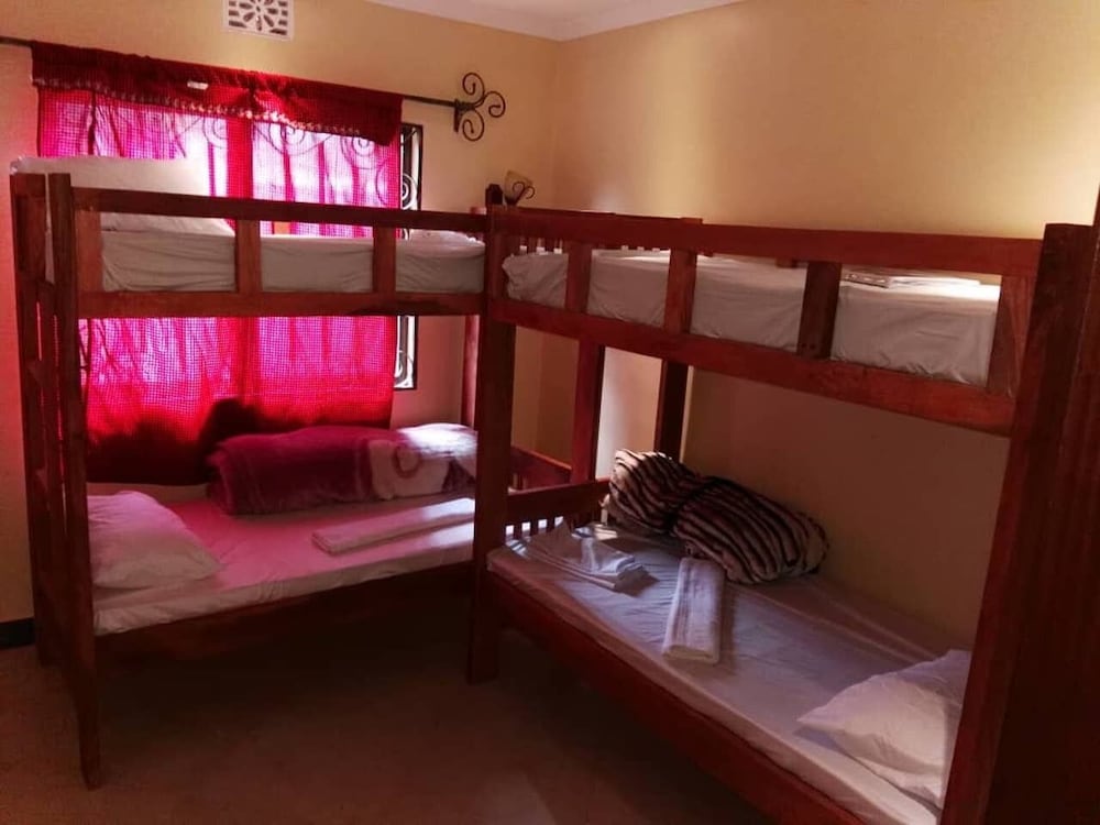 Mtango House Sakina - Hostel