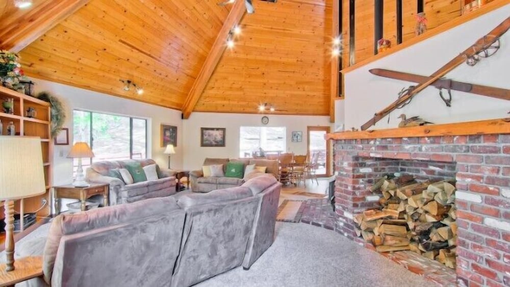 Scenic Wonders Coyote Creek 3 Bedrooms view 2