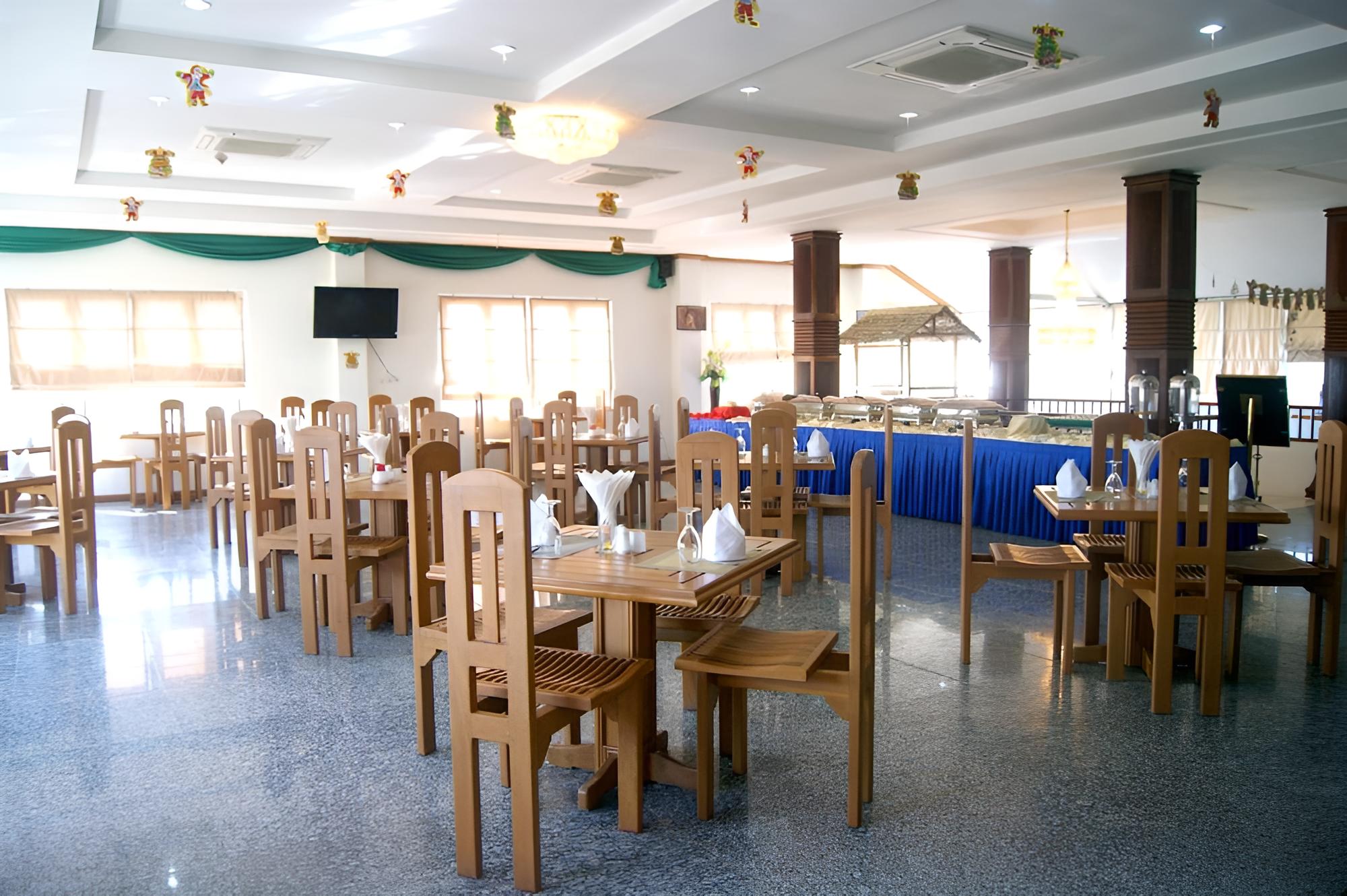 Myat Thinzar Hotel