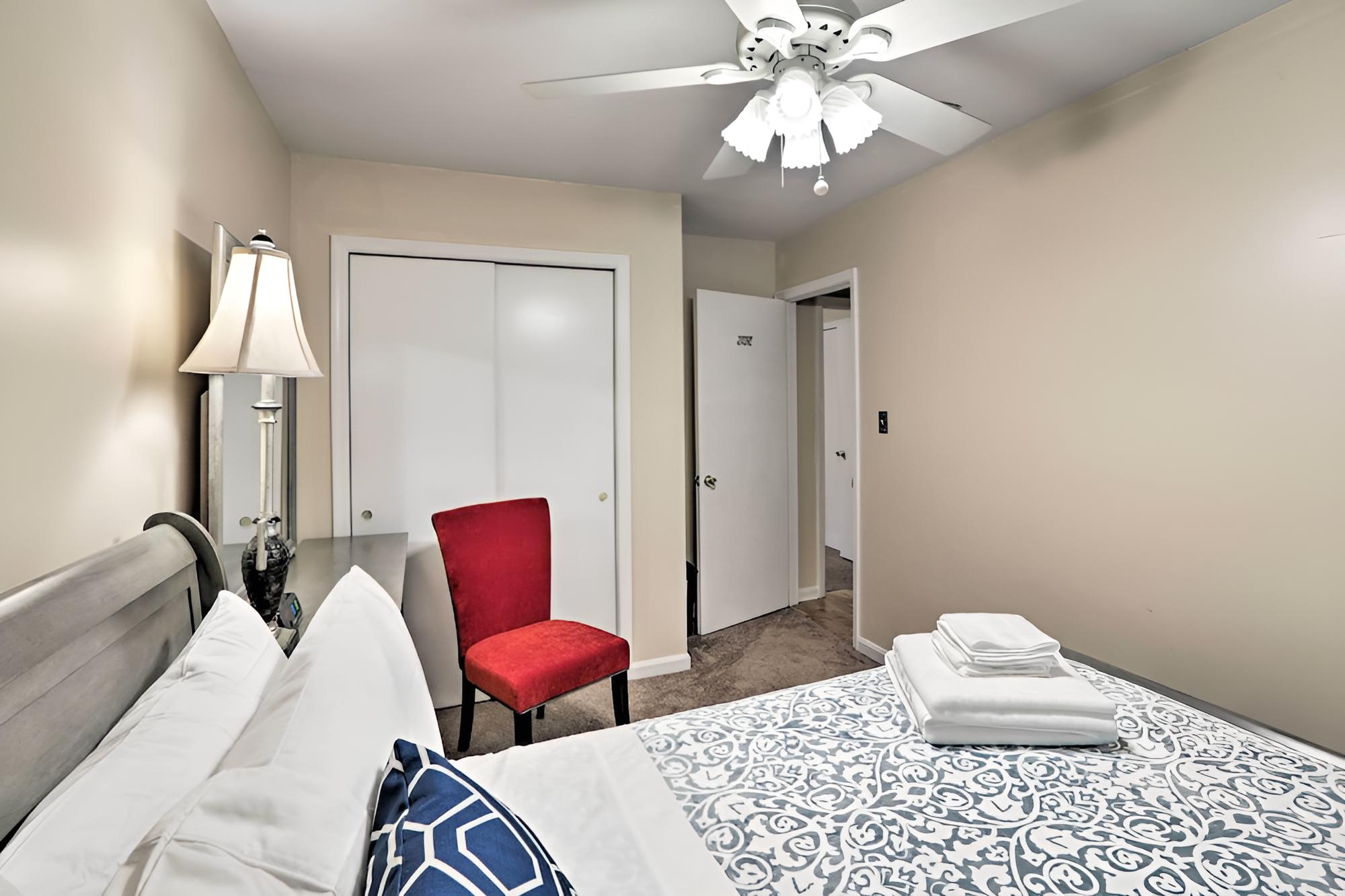 Quaint Tallahassee Home w/ Patio < 3 Mi to Fsu! view 5