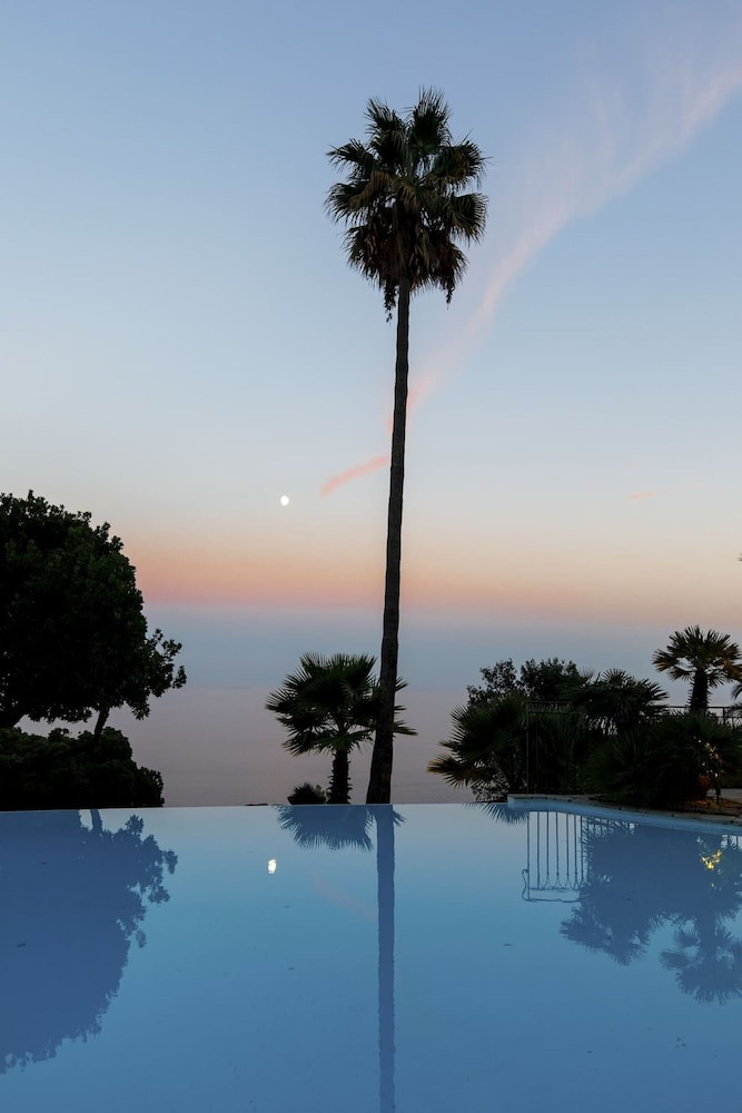 Magnificent Villa With sea View in Theoule sur Mer