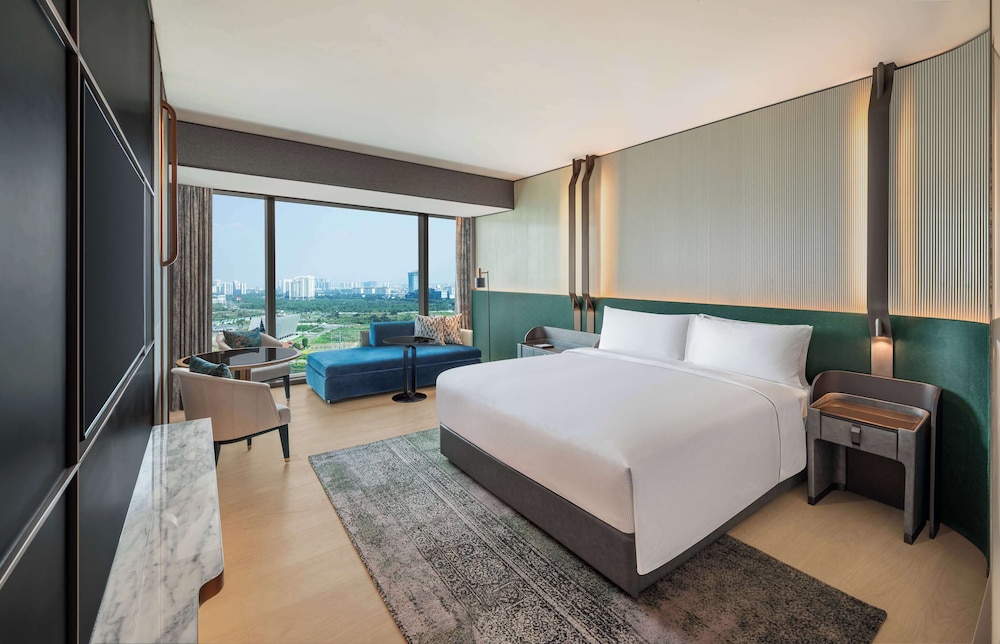 Hilton Saigon 24
