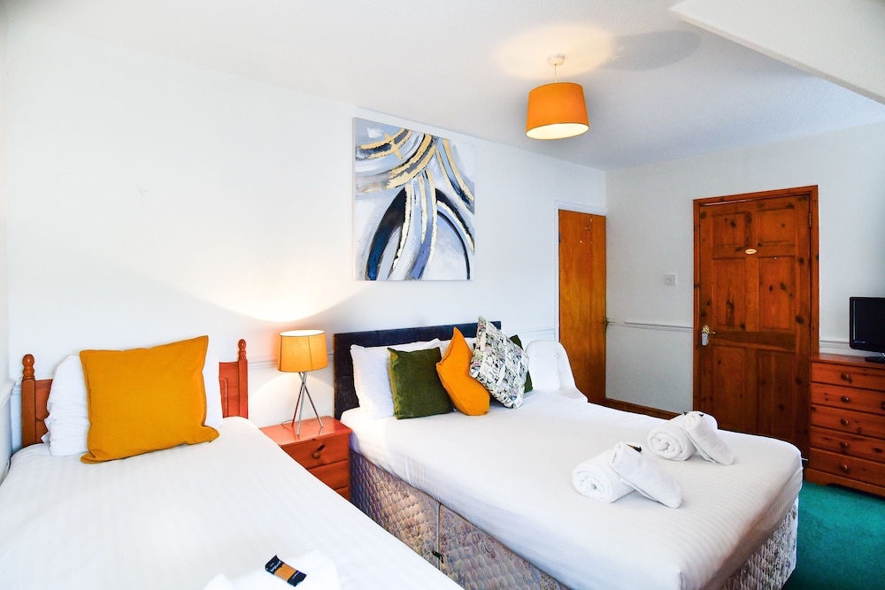 Tree Tops Guest House