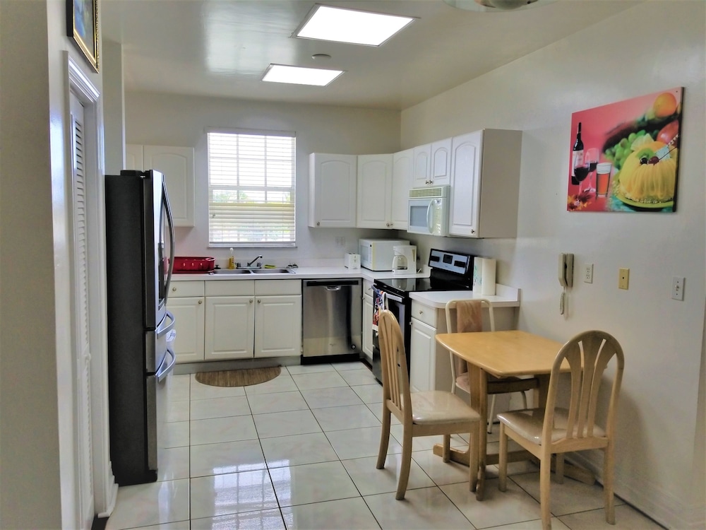 Waters Edge Condo With Boat Slip