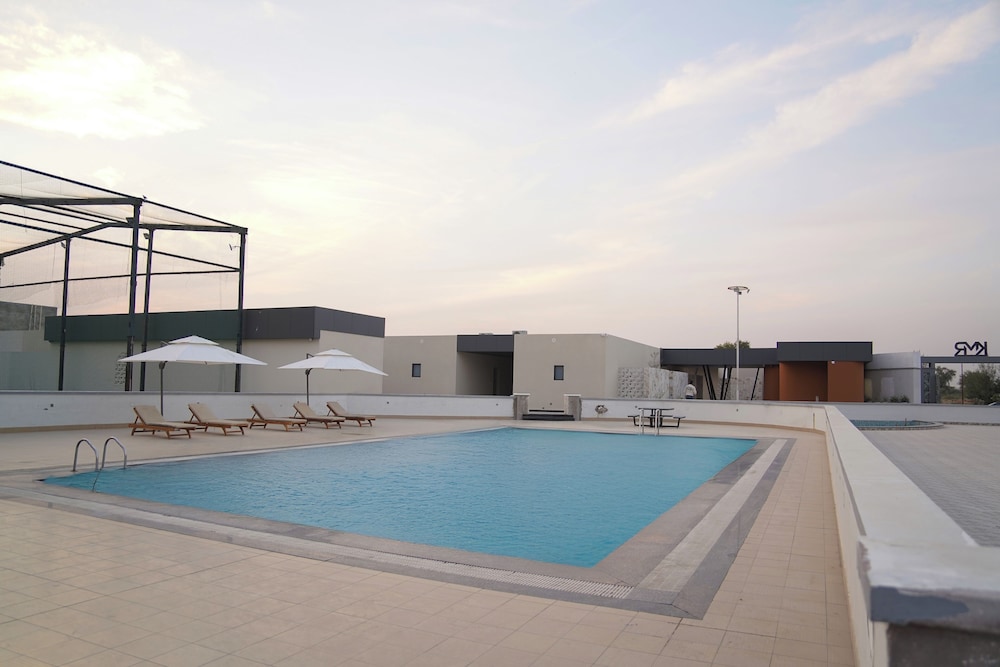 KMR Hotels & Resorts