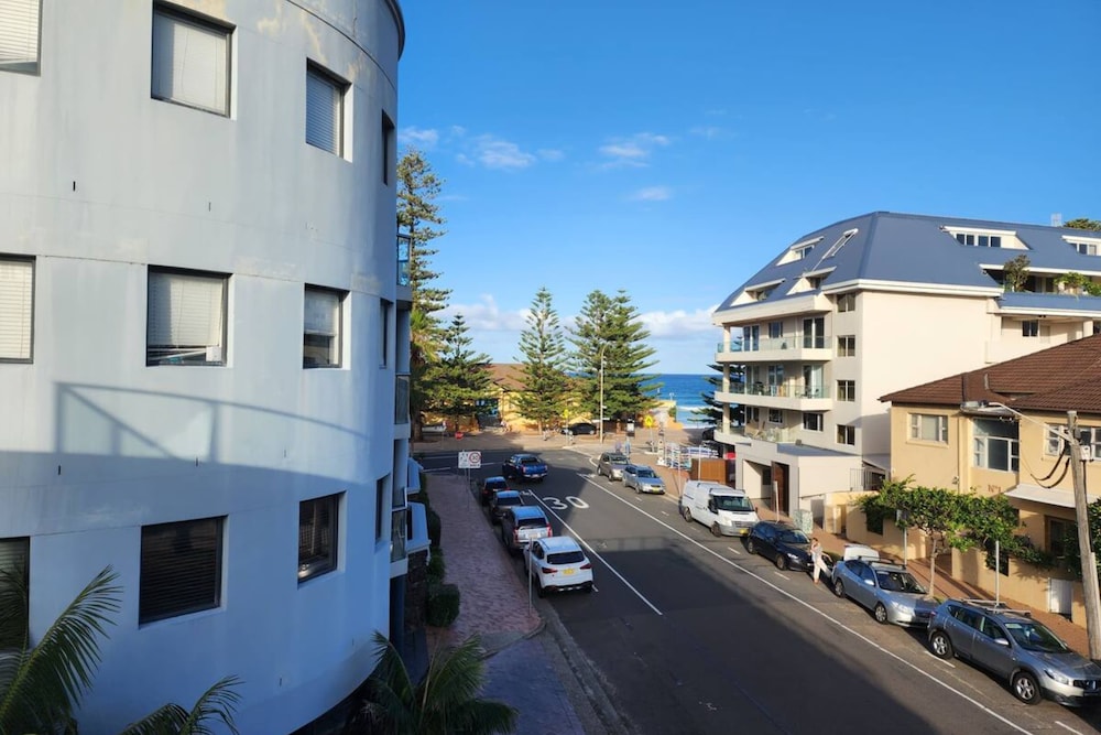 Quaint 1BD on the Doorstep of Manly Beach