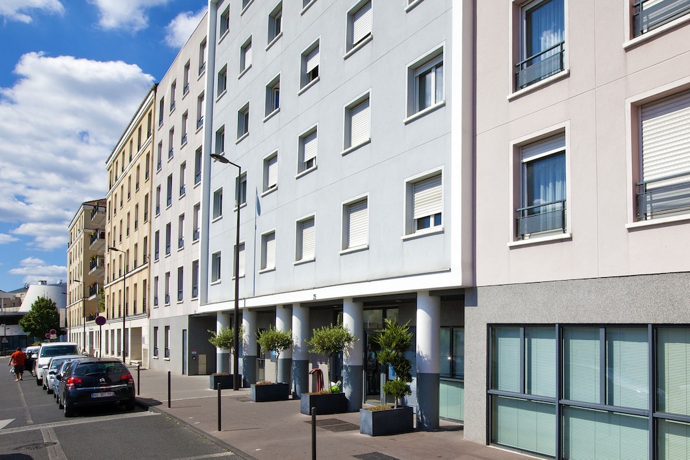 Séjours & Affaires Paris Vincennes view 2