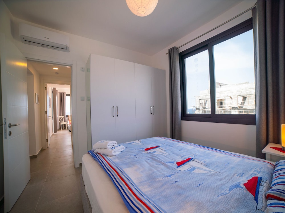 Homely and Convenient Apartment With Lovely sea View