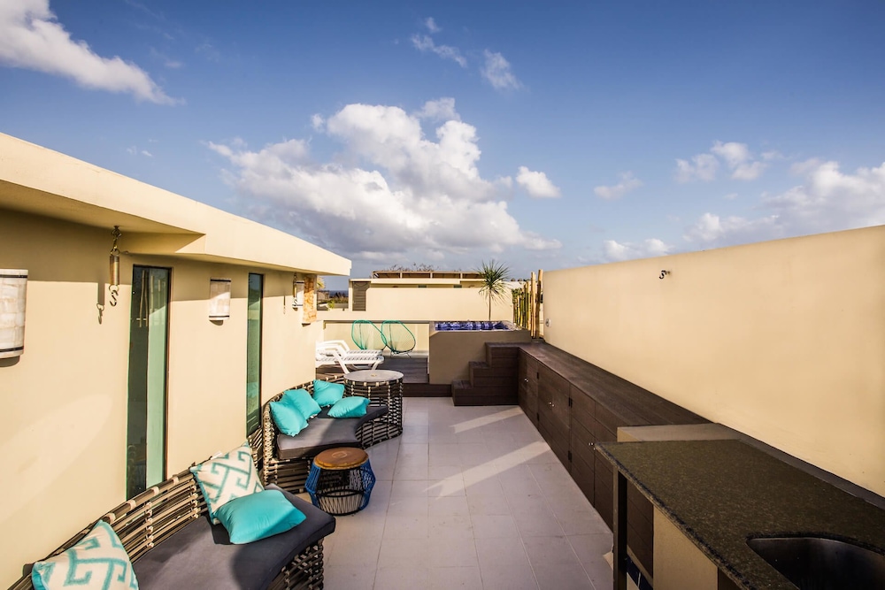 Mimosa Penthouse 1 by Realty Group