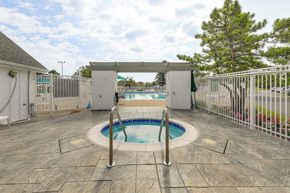3 Mi to Fenwick Island & Beach: Family Townhome
