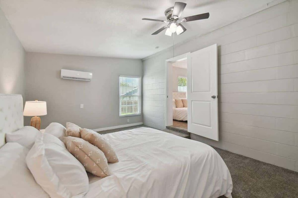 Comfortable Home in Dade City!