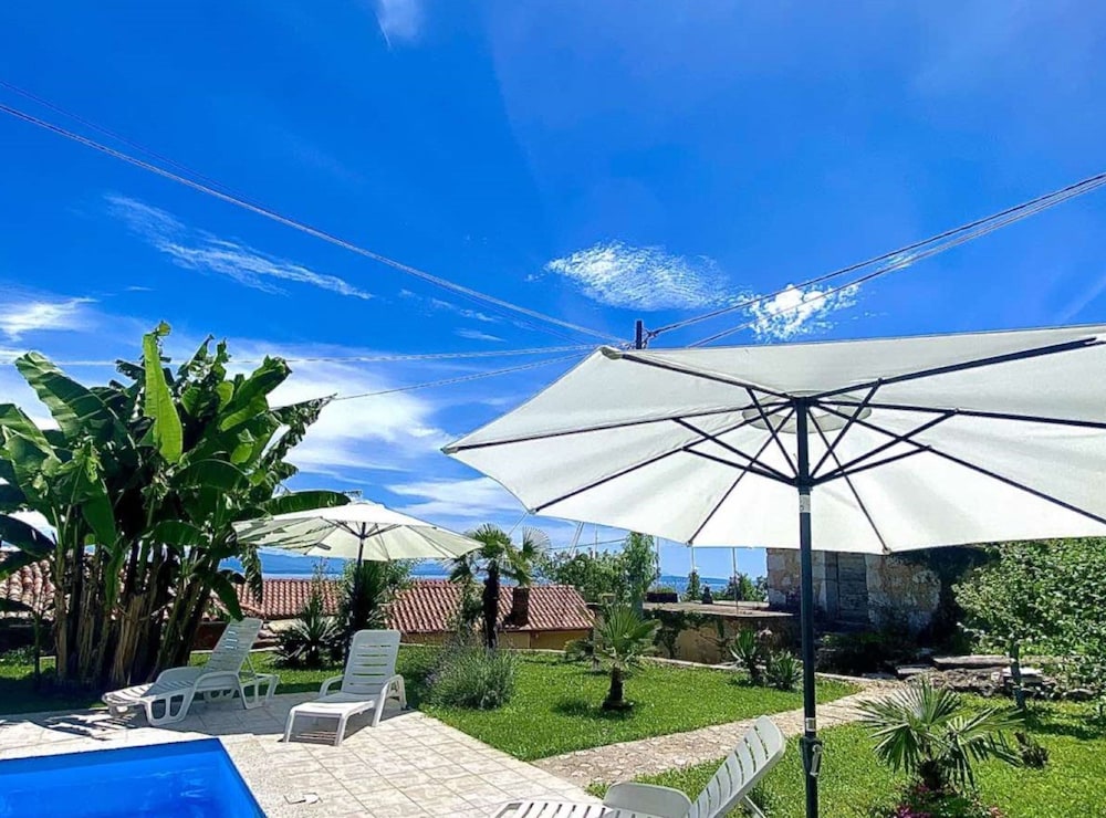 Luxury Lovran Apartments With Swimming Pool