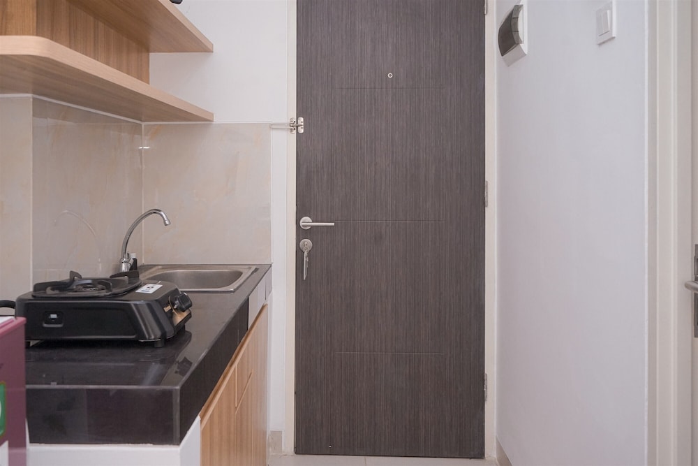 Simply And Homey Studio Room Serpong Garden Apartment