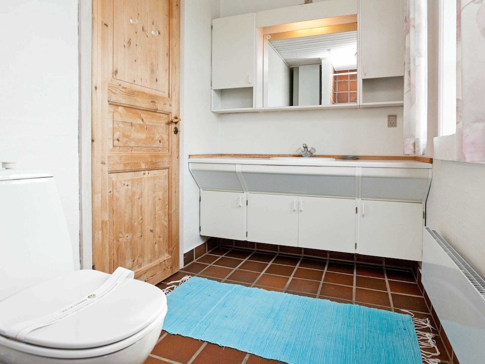 6 Person Holiday Home in Blavand view 4