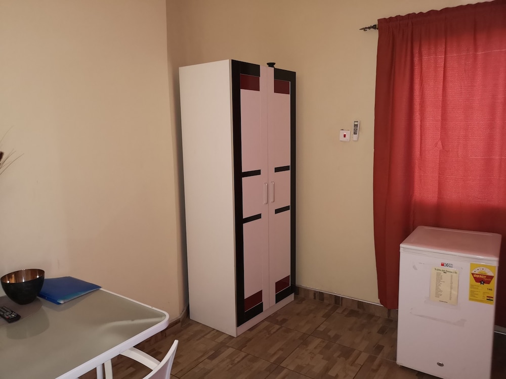 The Golden Apple Guest House