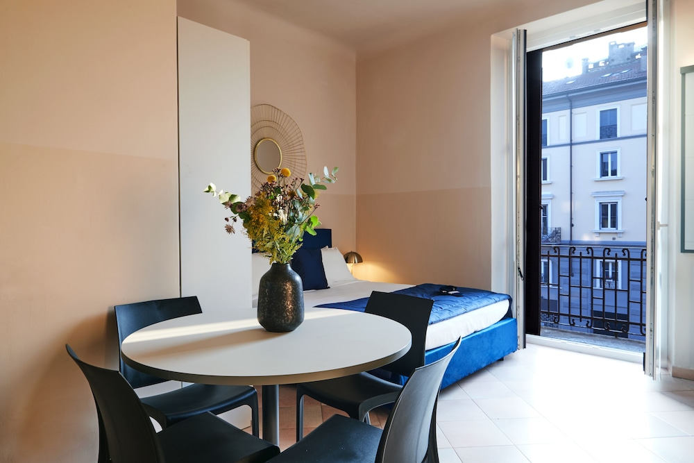 Milan Retreats Navigli photo 3