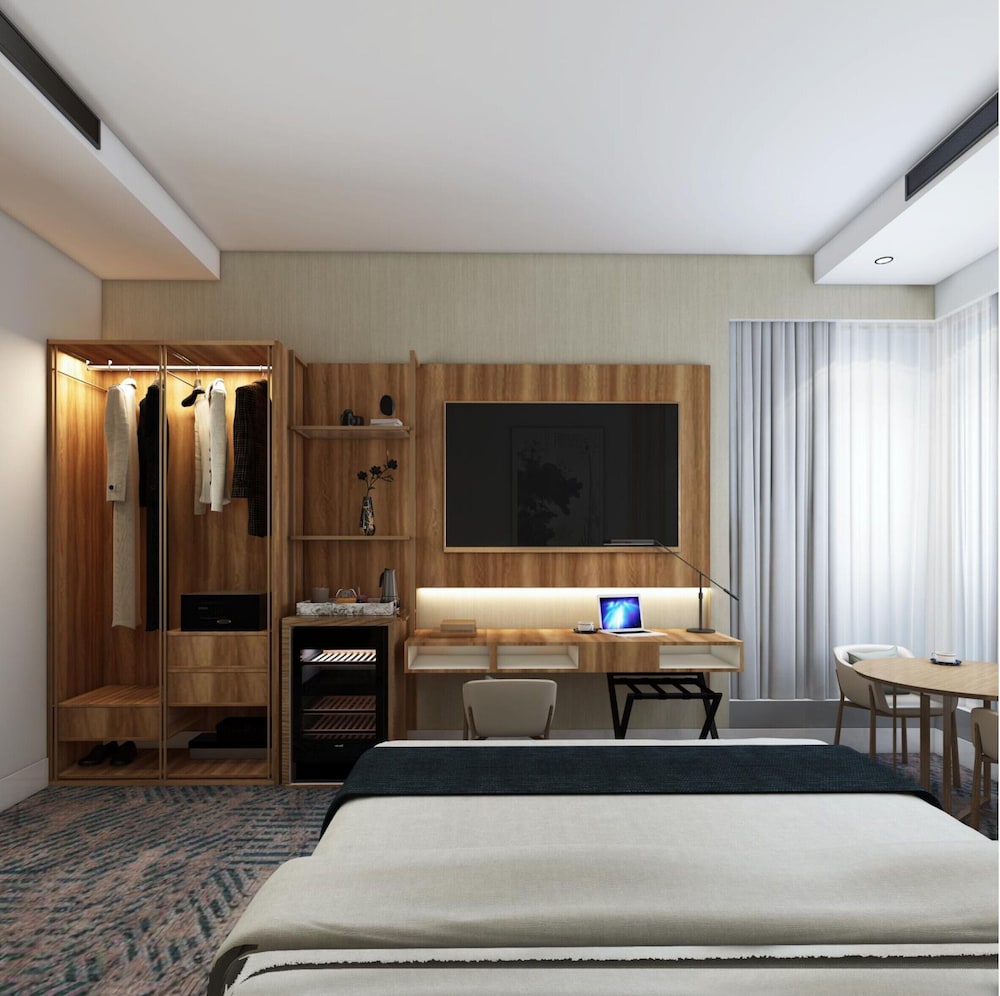 Best Day Hotel & Resorts - Hira