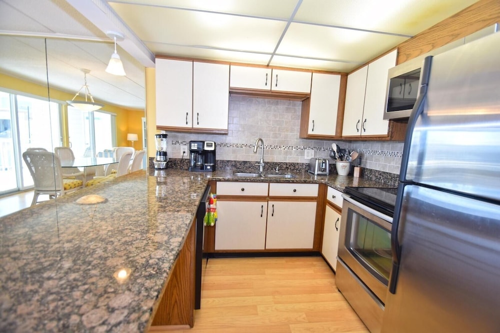 Thunder Island 148d 2 Bedroom Condo