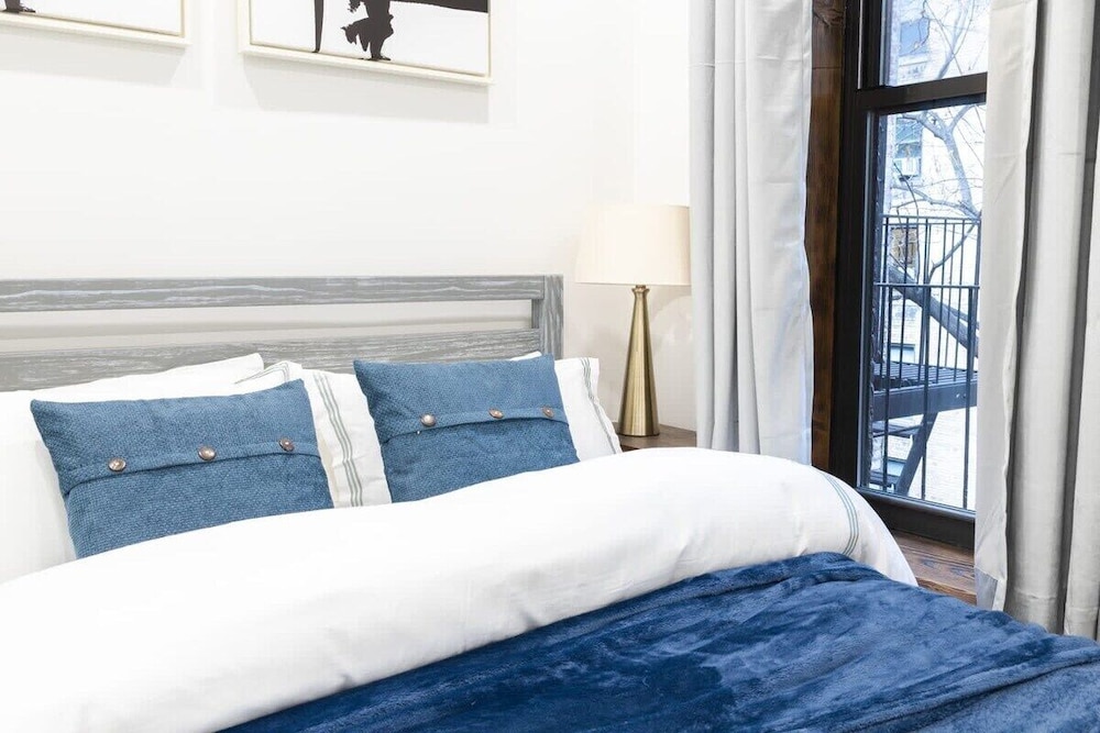 317 UES Apartments