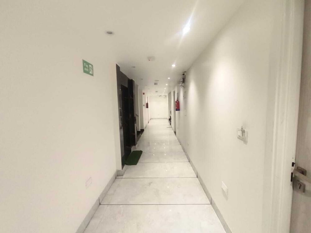 Hotel Red Chilly Adarsh Nagar