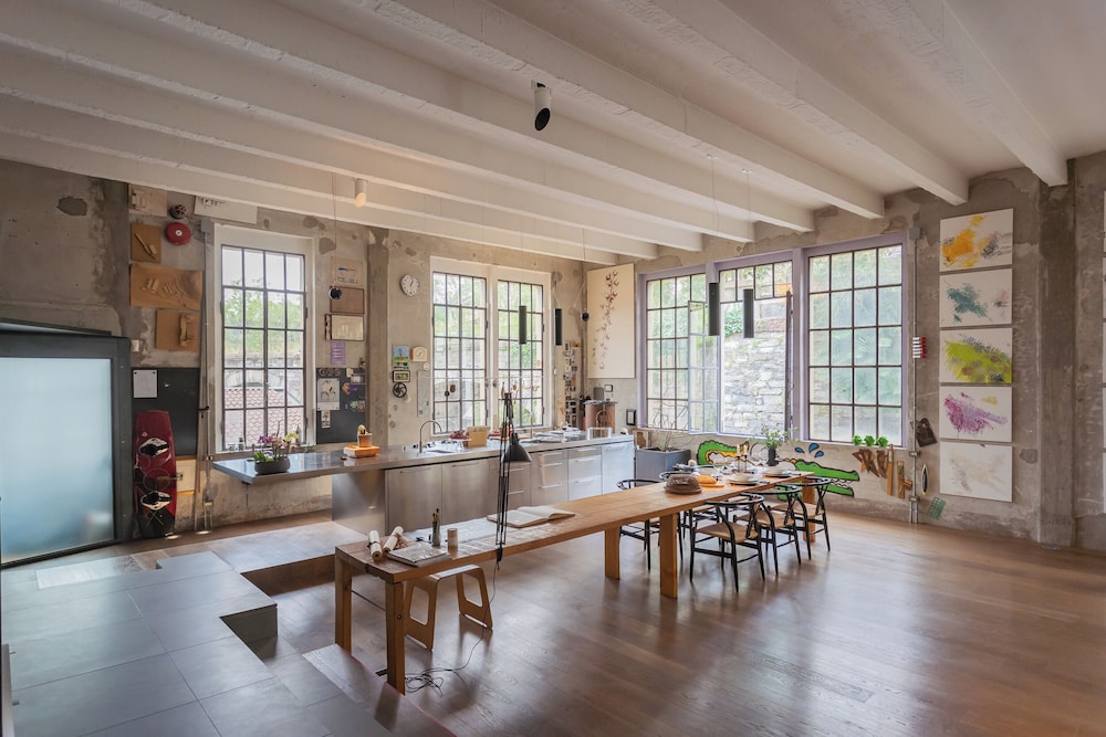 Design Loft With Private Parking by Rent all Como