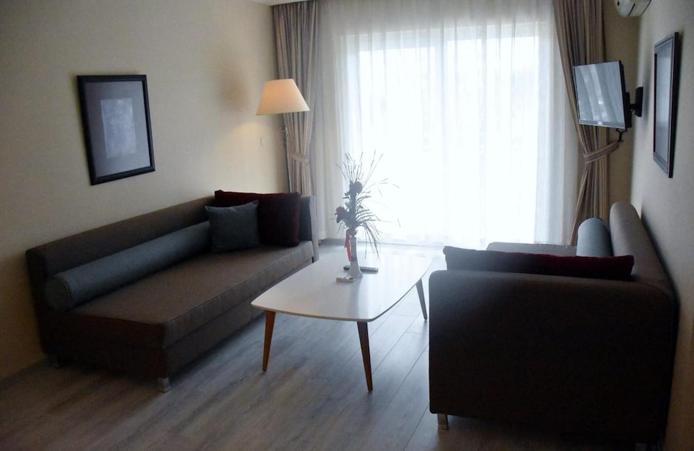 Royal Garden Beach Hotel - All Inclusive