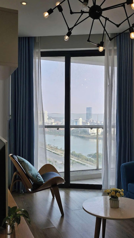 Angela House Ha Long