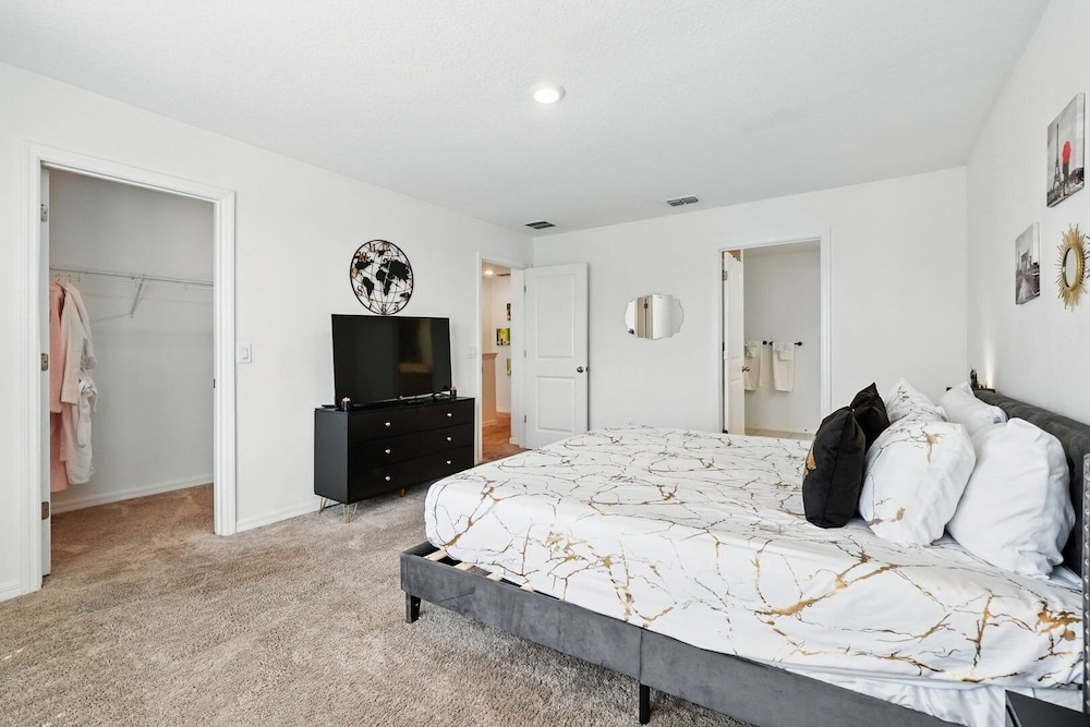 1421ds-the Enclaves At Festival 3 Bedroom Townhouse