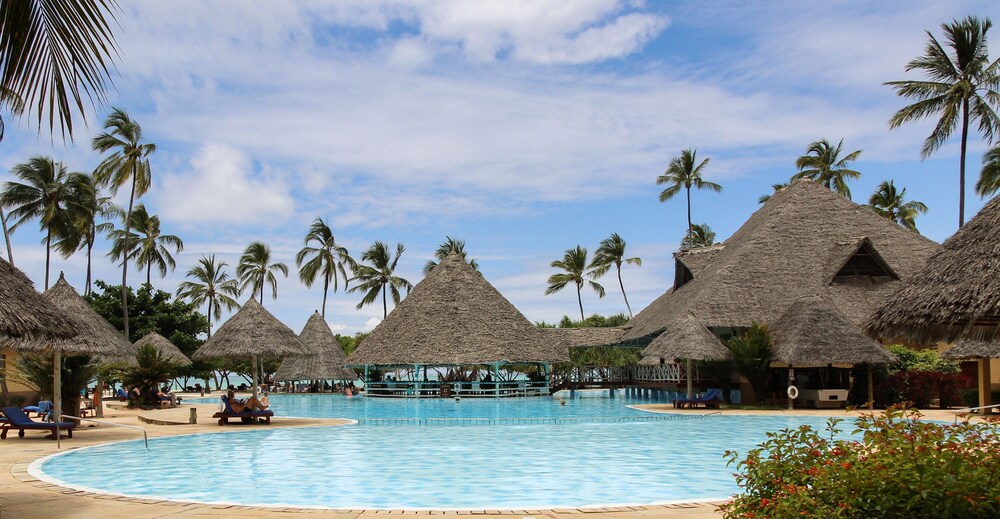 Kiwengwa Vacations - Neptune Pwani Beach Resort Spa Zanzibar - Property Image 40
