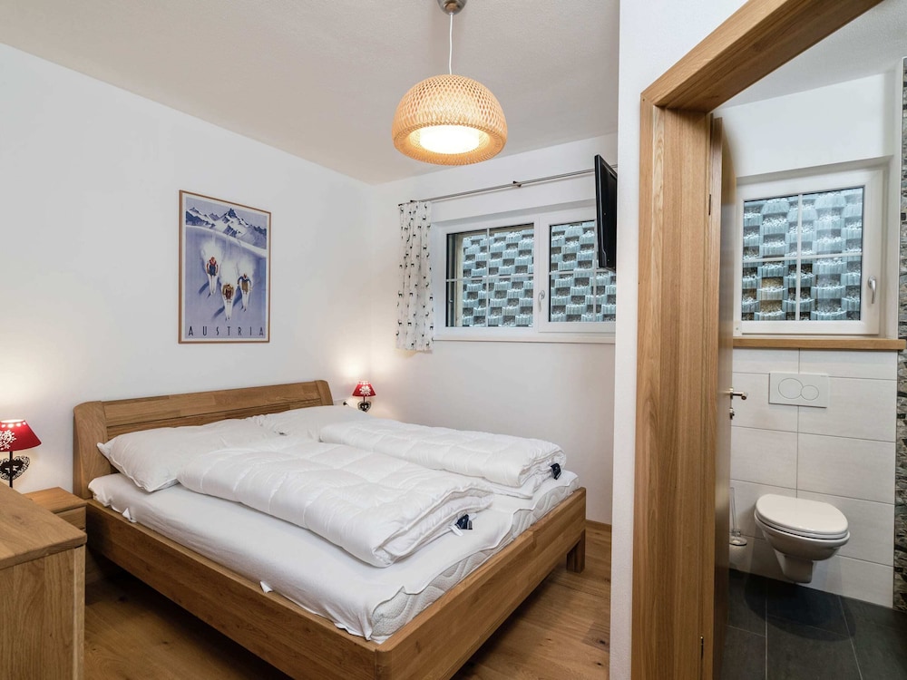 Luxury Apartment in Salzburg With Terrace view 4