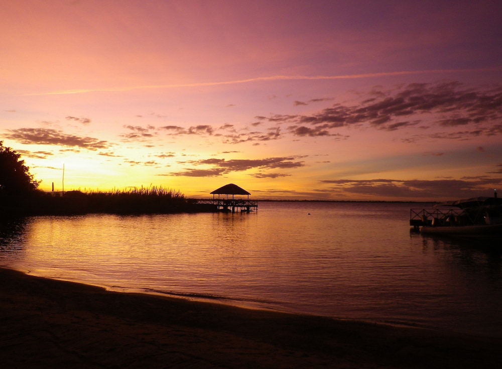 Blue Zebra Island Lodge