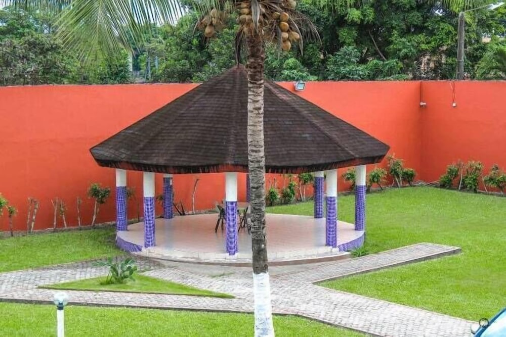 Photo 13