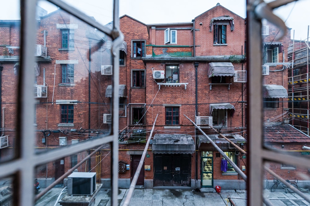 Qiyu Homestay - West Nanjing Road Branch