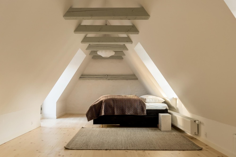 Luxury Apt Shopping Street Heart of CPH view 5