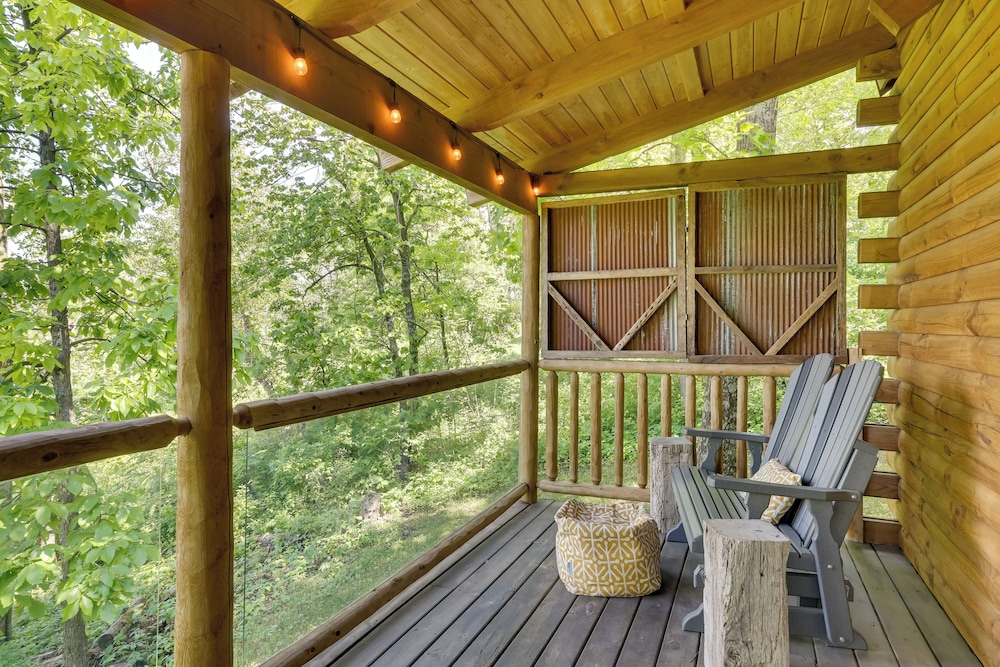 'pine Knob' Cabin w/ Snowy Bluff Views in Mindoro!