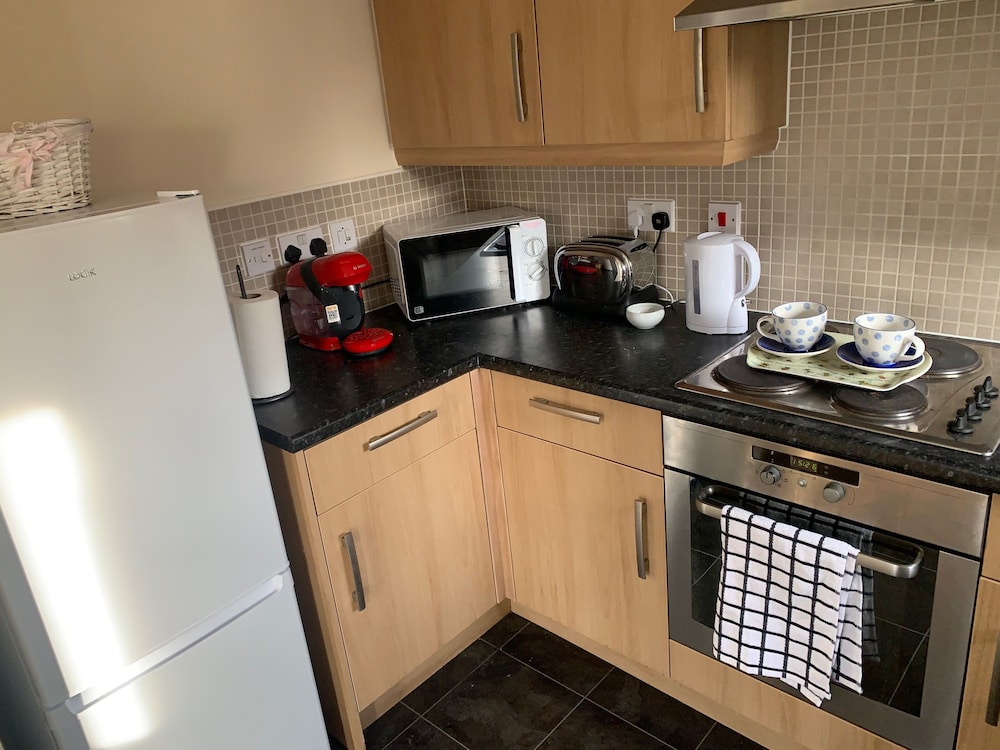 Sleeps 4/6 pet Friendly Parking nr Nec/warwick uni