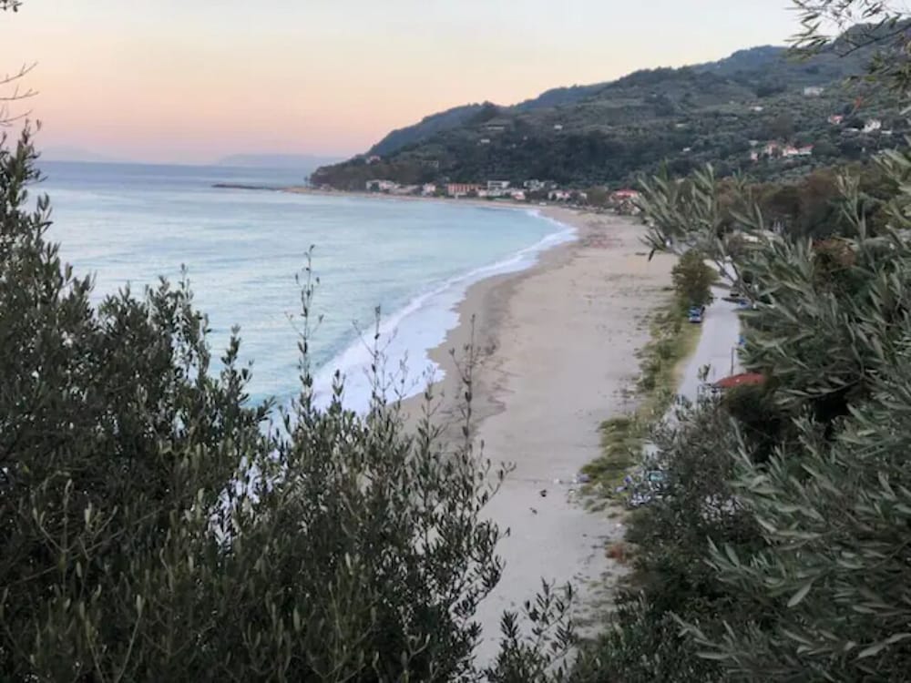 Coral Estate Holidays