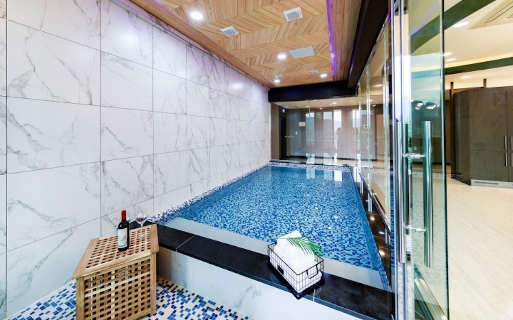 Hapcheon Ylang Ylang Pool Villa view 3