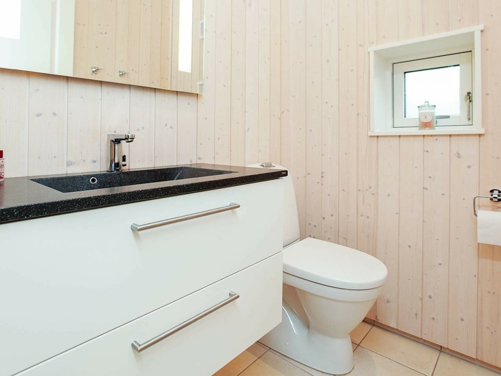 8 Person Holiday Home in Horve-by Traum view 4