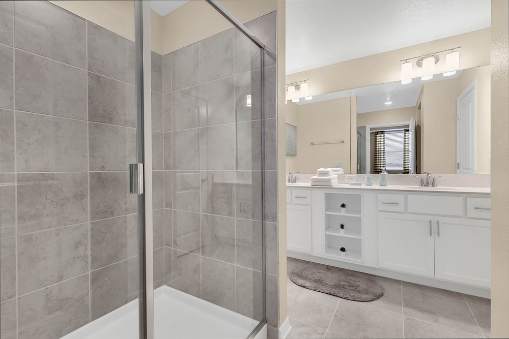 Storey Lake 4731 #304 - Image 5