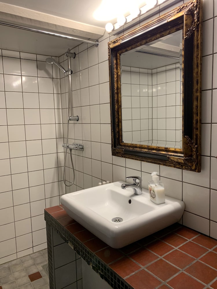 Photo 46