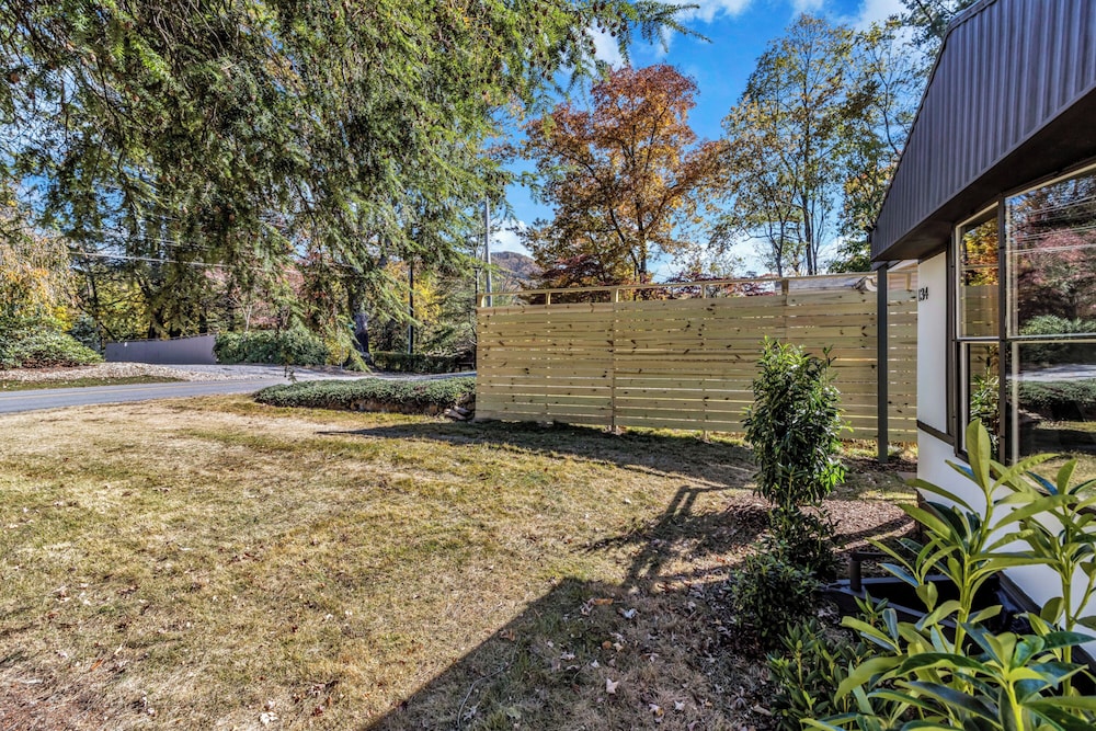 Groovy Guest House